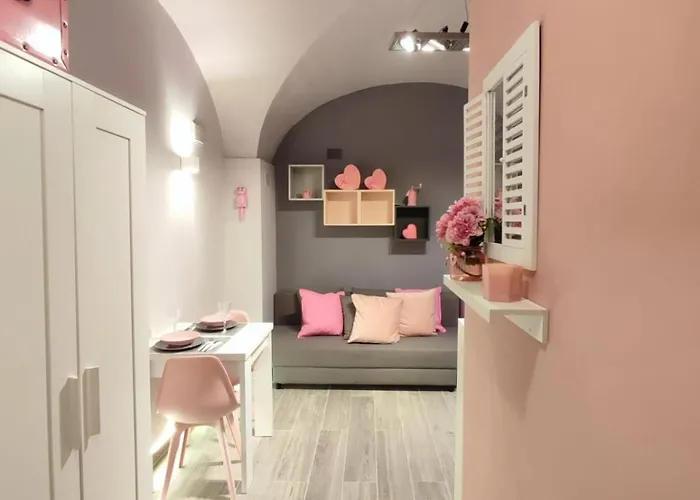 Milo's Bed & Breakfast 3*